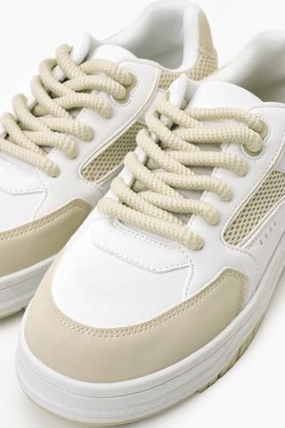 Lace-up Sneaker