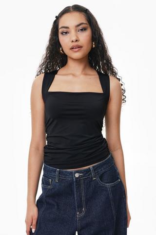 Fitted Top