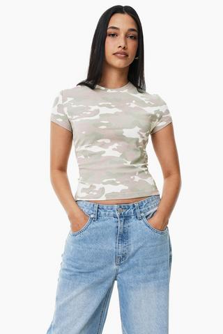 Fitted T-Shirt