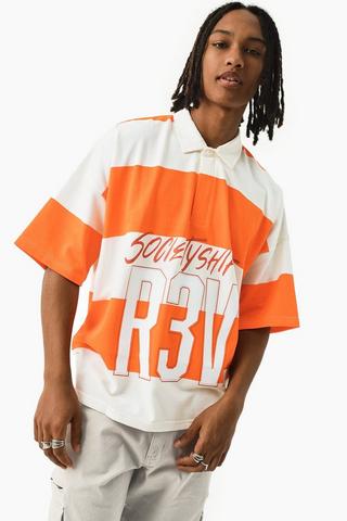 Oversized Sports Golfer