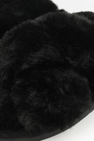 Crossover Fluffy Slipper