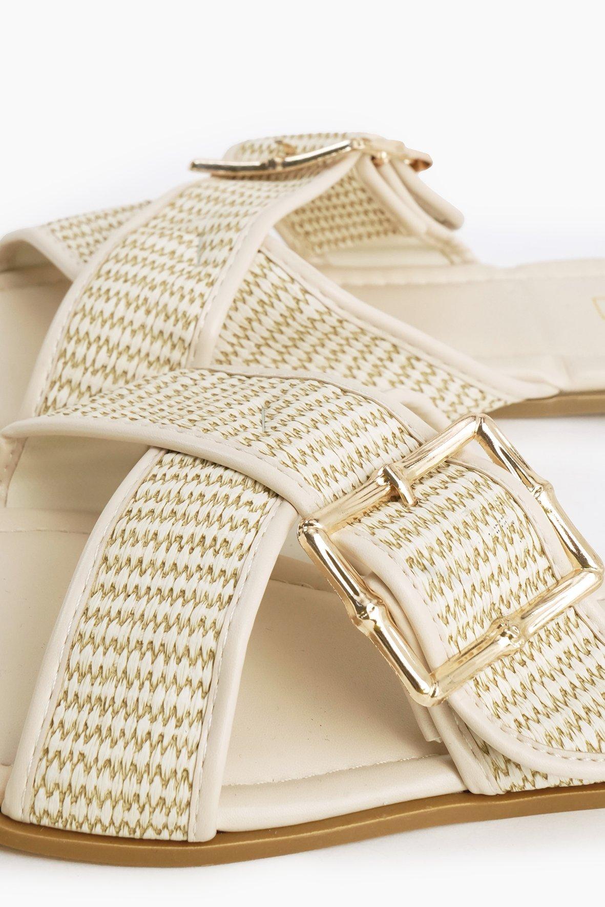 PESO★ Cross-over Buckle Strap Sandal