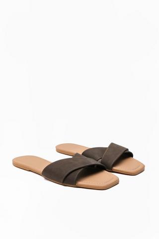 Cross-over Sandal