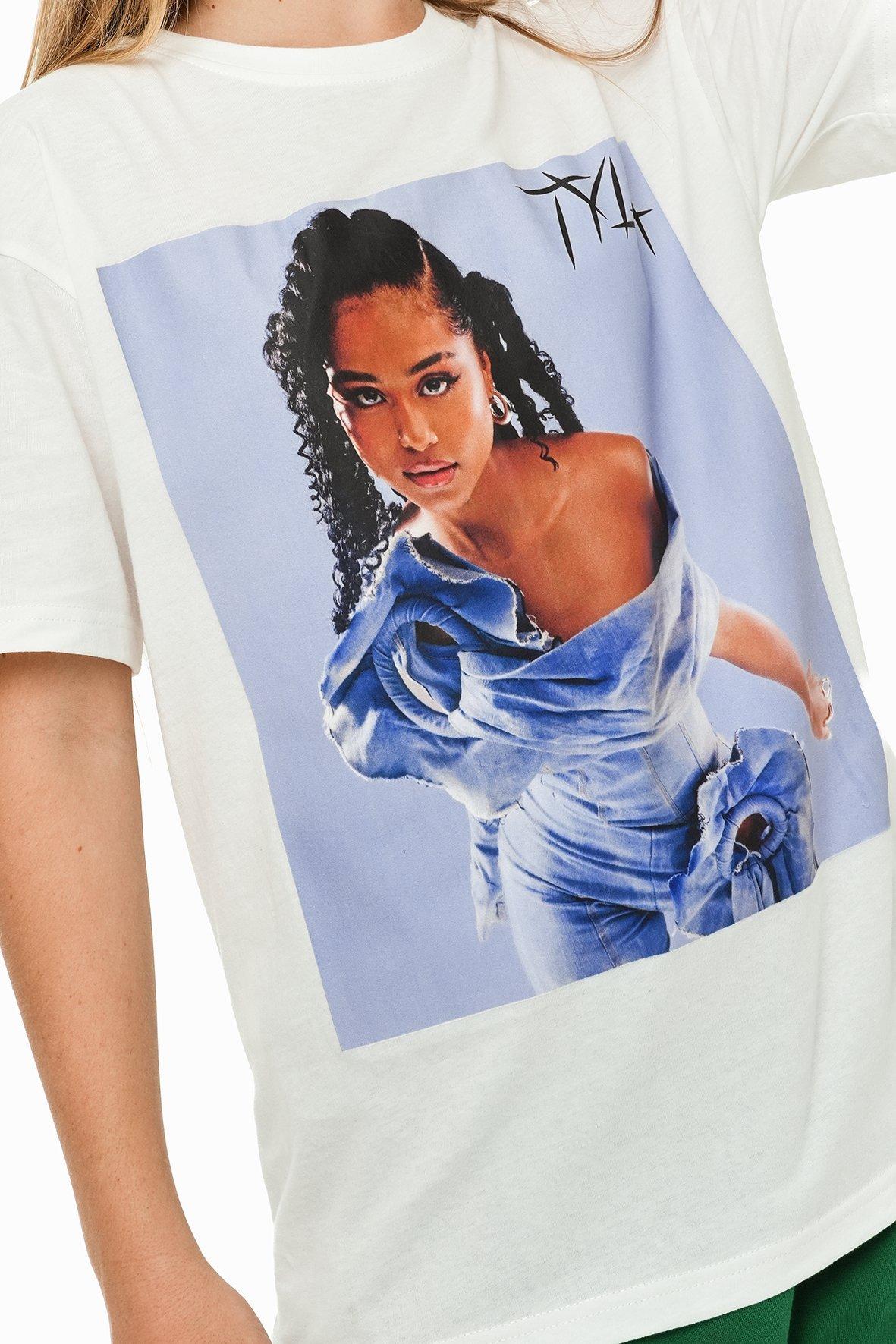 Oversized Tyla T-Shirt