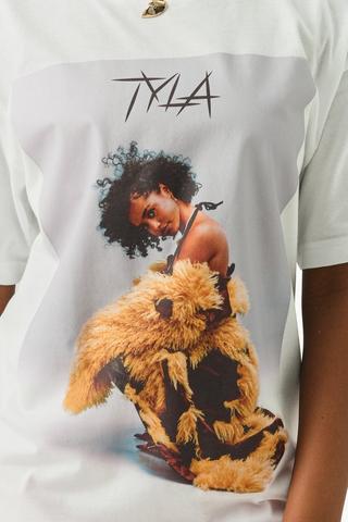 Tyla Oversized T-Shirt