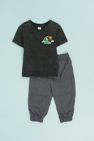 T-Shirt And Cargo Pants Set