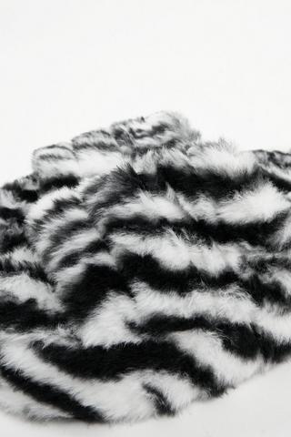 Zebra Platform Fluffy Slipper