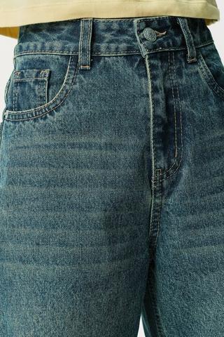 Rigid Wide-Leg Denim