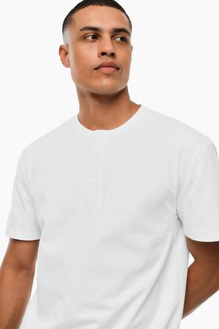 Henley T-Shirt