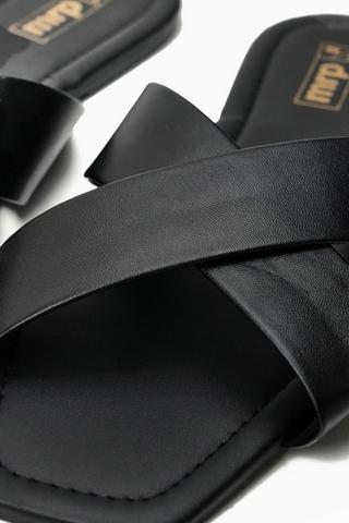 Cross-over Sandal