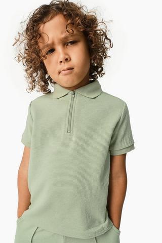 Golfer And Shorts Set