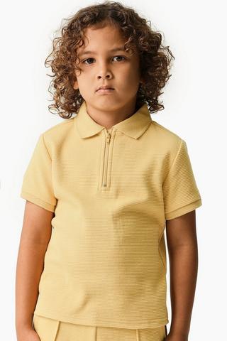 Golfer And Shorts Set