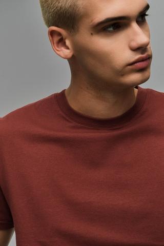 Regular T-Shirt