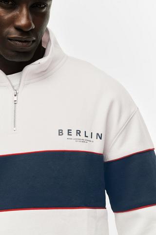 Quarter Zip Pullover