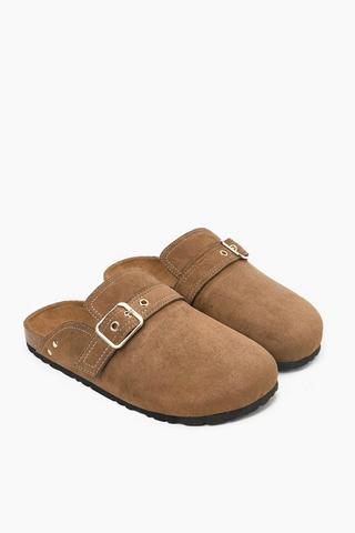Clogs