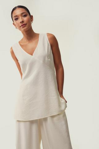 Sleeveless Top