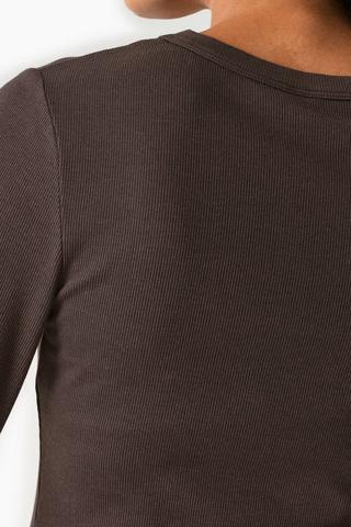Ribbed Fitted Top