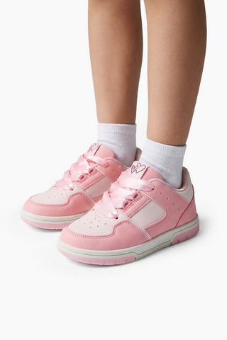 Ribbon Lace Sneakers