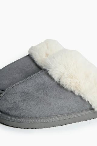 Fluffy Slipper