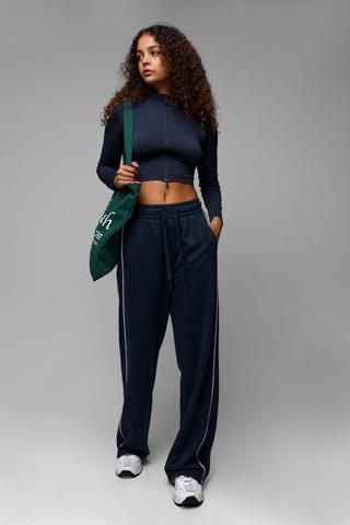 Active Wide Leg Sweatpants
