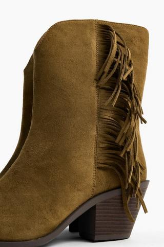 Tassel Boot