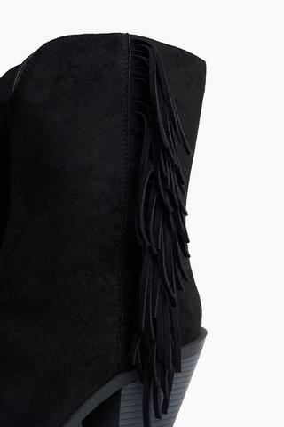Tassel Boot