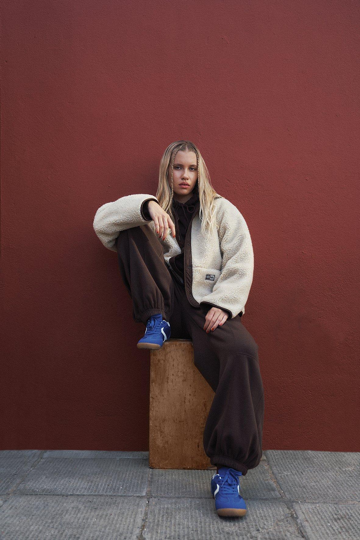 SJP　12台 Sneaker