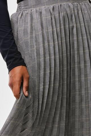 Check Pleated Skirt