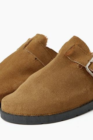 Clogs