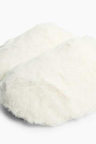 Fluffy Slipper