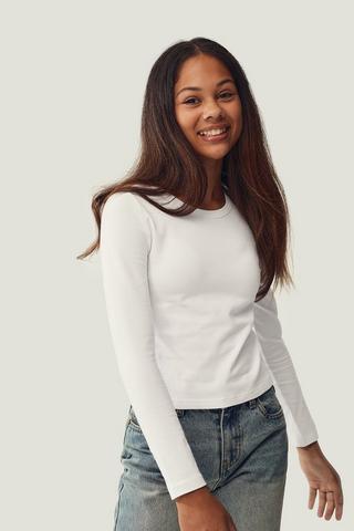 Long Sleeve Fitted T-Shirt