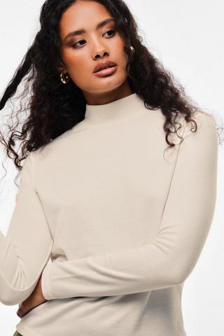Knit Turtle Neck Top