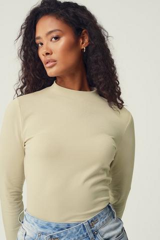 Fitted Top