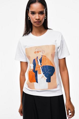 Statement T-Shirt