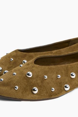 Stud Pump