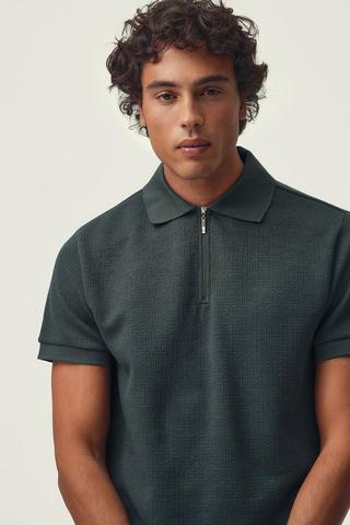 Textured Golfer