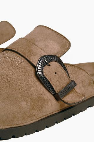 Clogs