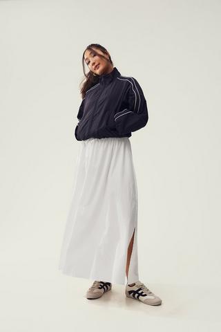Full Skirt