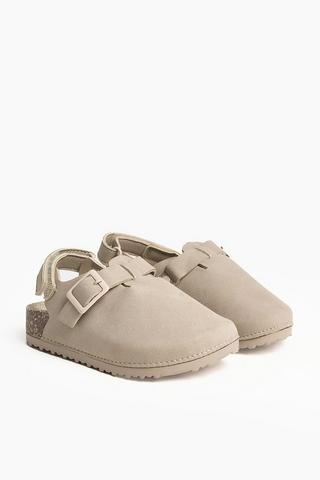 Clogs