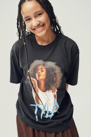 Tyla Oversized T-Shirt
