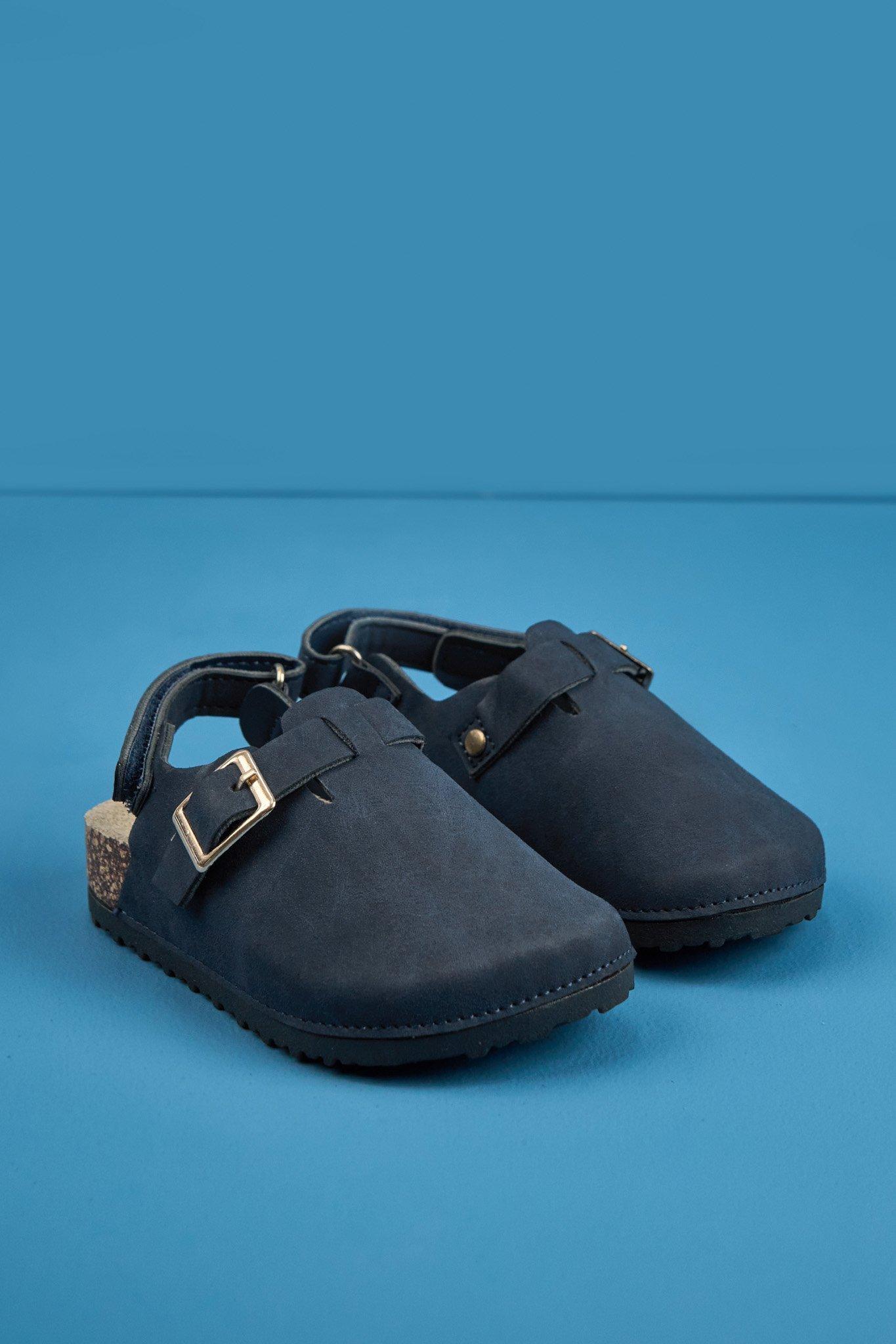 Clogs