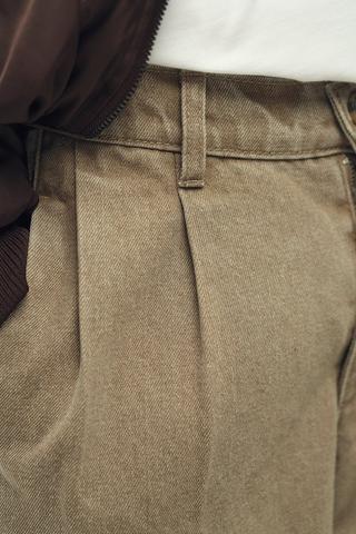 Pleated Baggy Pants