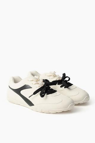 Trainer