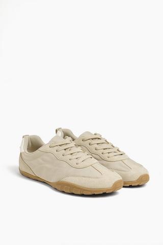 Trainer