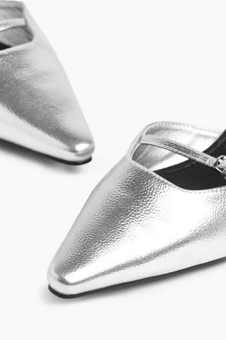 Slingback Court Heel