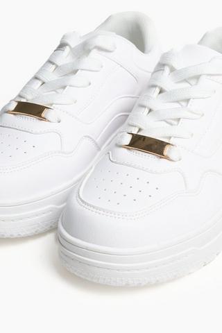 Sneaker