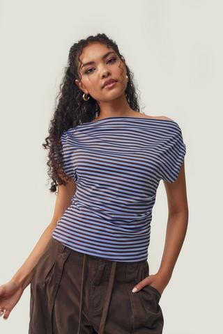 Asymmetrical Fitted Top