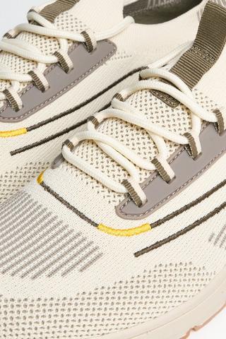 Trainer