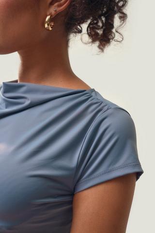 Fitted Top