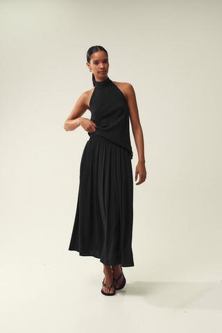 Full Skirt